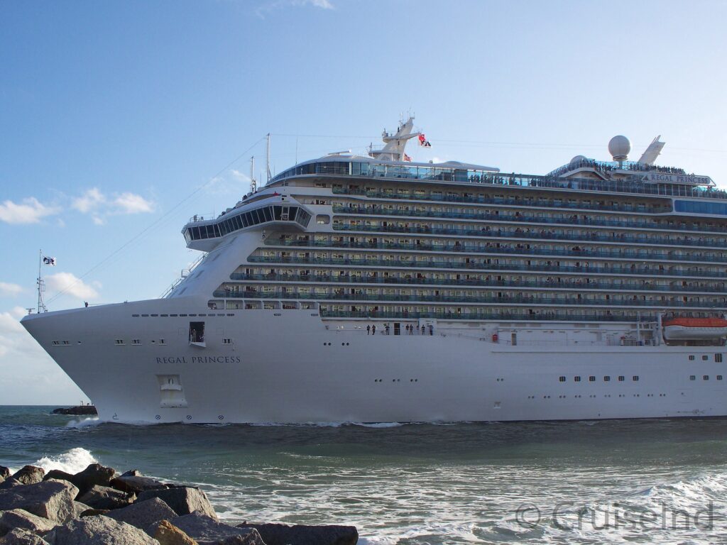 Regal Princess Complete Photo Tour | CruiseInd